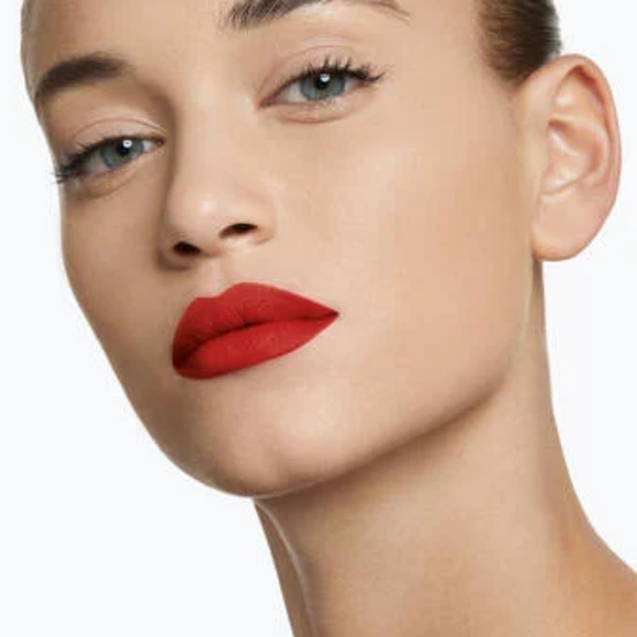 💄Yves saint laurent lipstick, full size (2.2g) - Picture 6 of 9